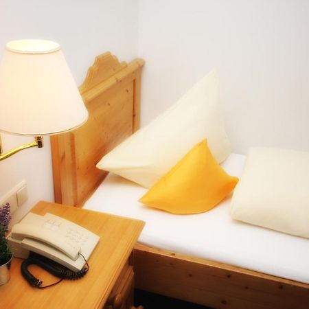 Hotel Trasen Waldkraiburg Eksteriør bilde